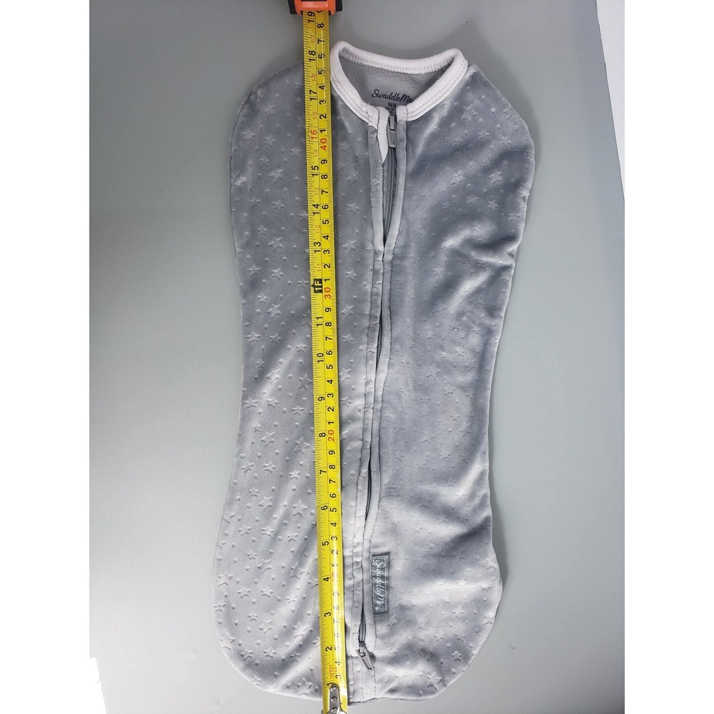 SwaddleMe Newborn Grey Star Embossed Plush Zipper Pod Sleep Sack‎ Swaddle NB